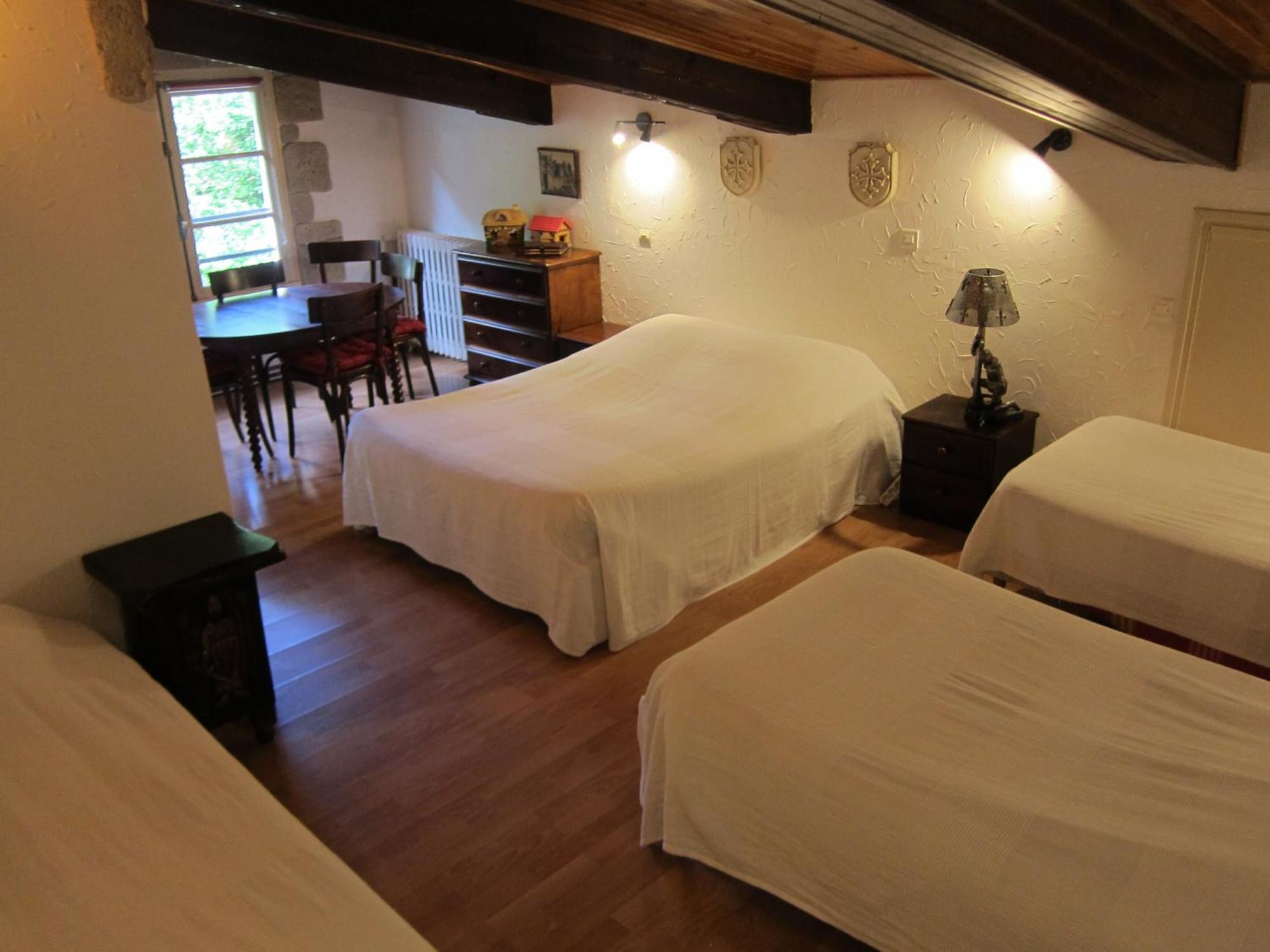 Auberge Des Deux Rivieres Seix Room photo